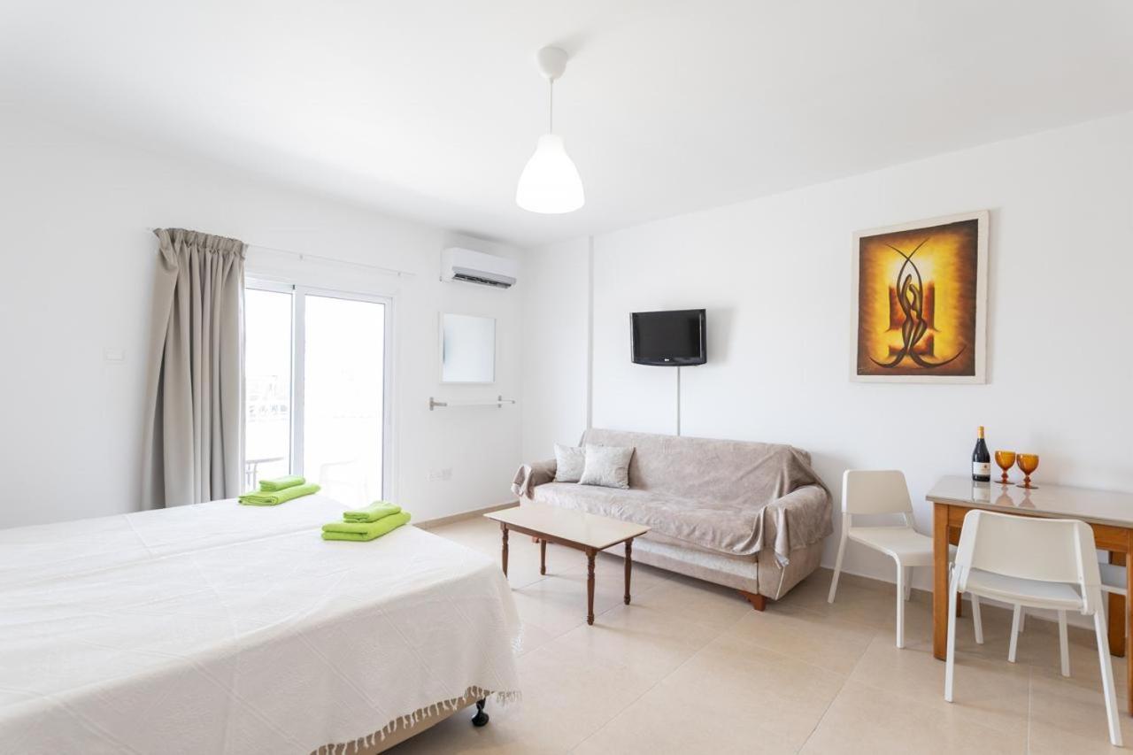 Christothea Apartments Ayia Napa Exterior foto