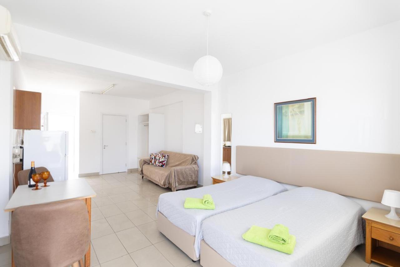 Christothea Apartments Ayia Napa Habitación foto